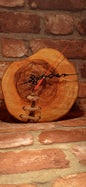 Orologio in legno di ulivo